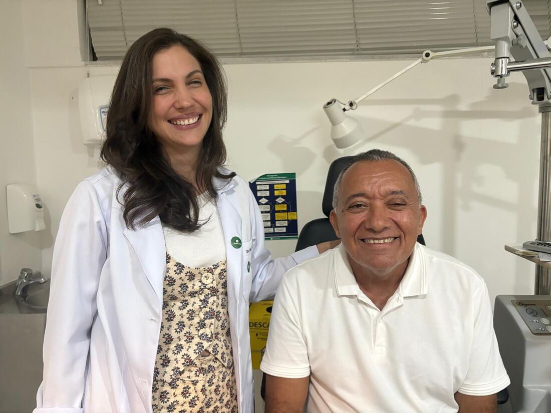 Idoso que fez tatuagem ocular, no Recife, revela recuperação da autoestima após a cirurgia