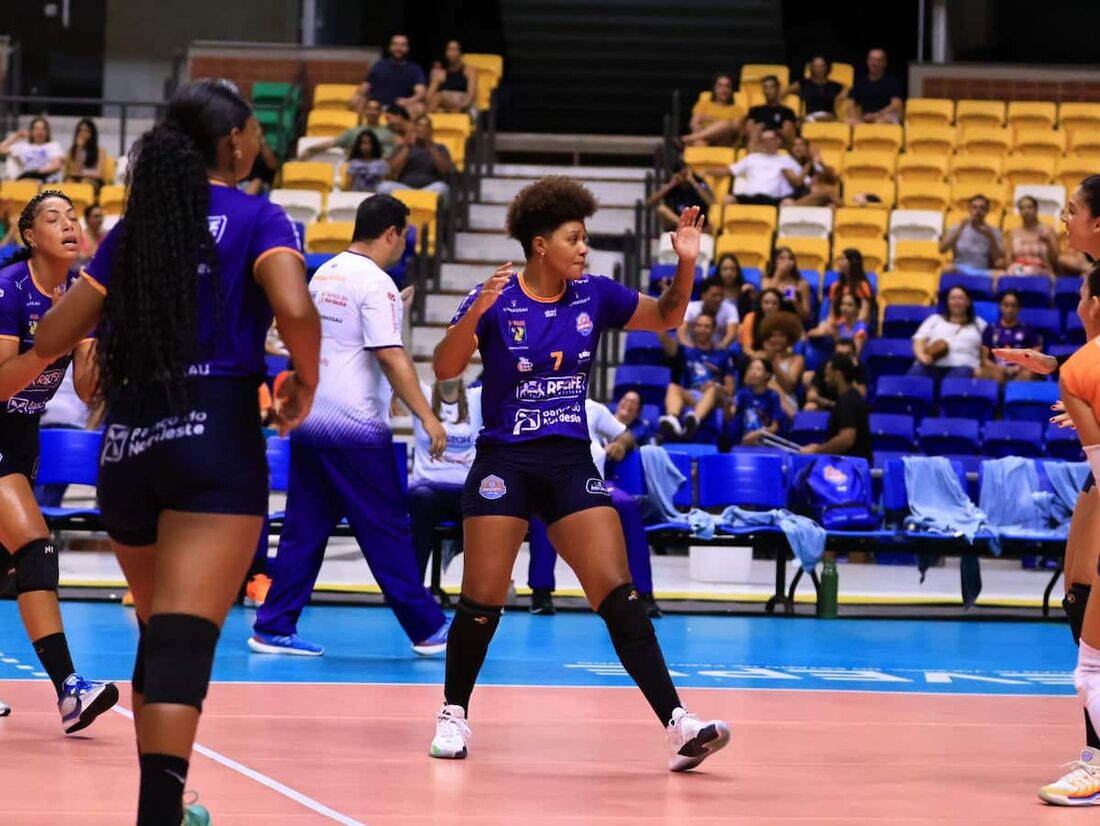 Recife Vôlei vence em casa e encerra sequência negativa 