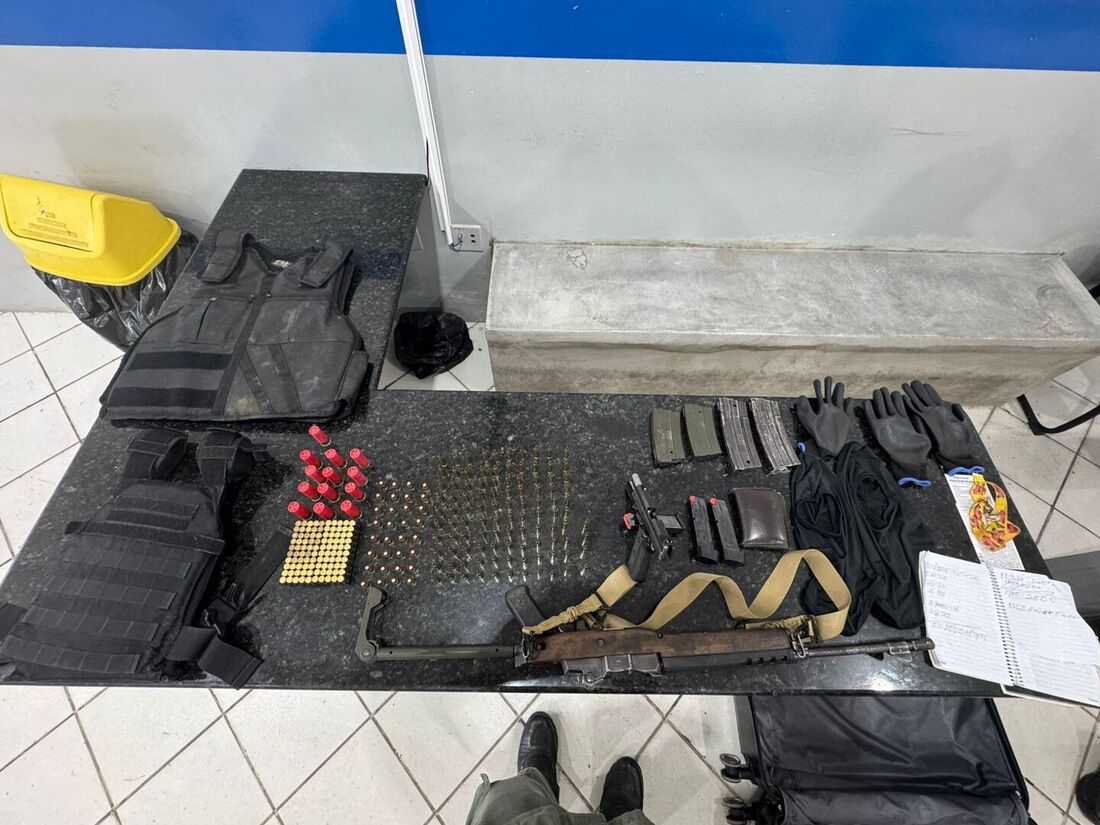 Além dos 127 mandados cumpridos, também foram realizadas 26 prisões em flagrante