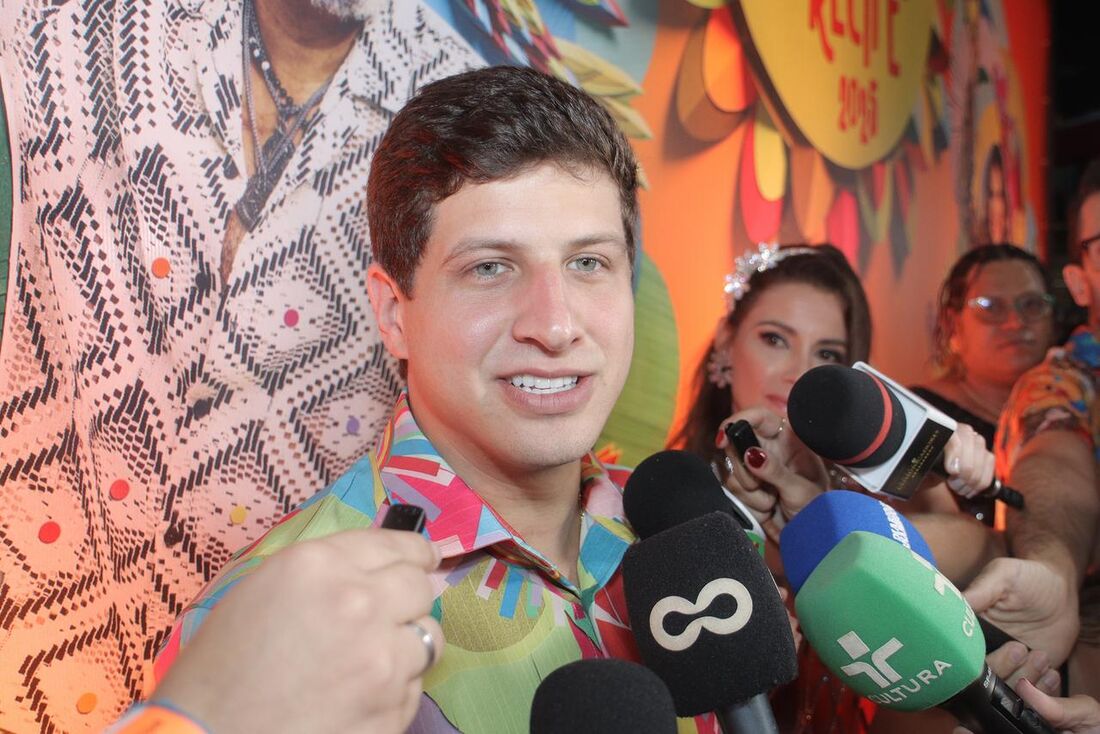 João Campos, prefeito do Recife, durante o 59º Baile Municipal