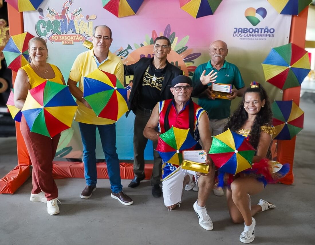 Festa acontece no palco montado em frente à Casa da Cultura, com programação a partir das 19h