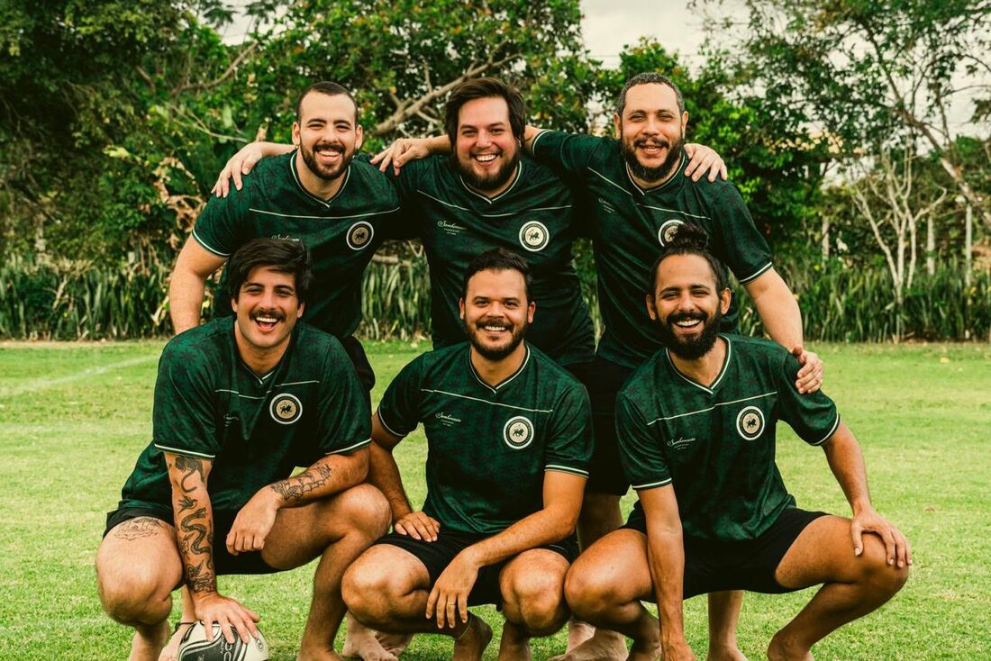 Sambarrasta é uma banda pernambucana que mistura pagode com ritmos várias da música brasileira