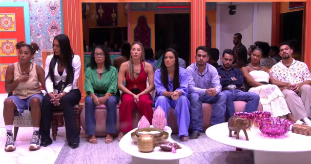 Formação do Paredão triplo deste domingo (9)