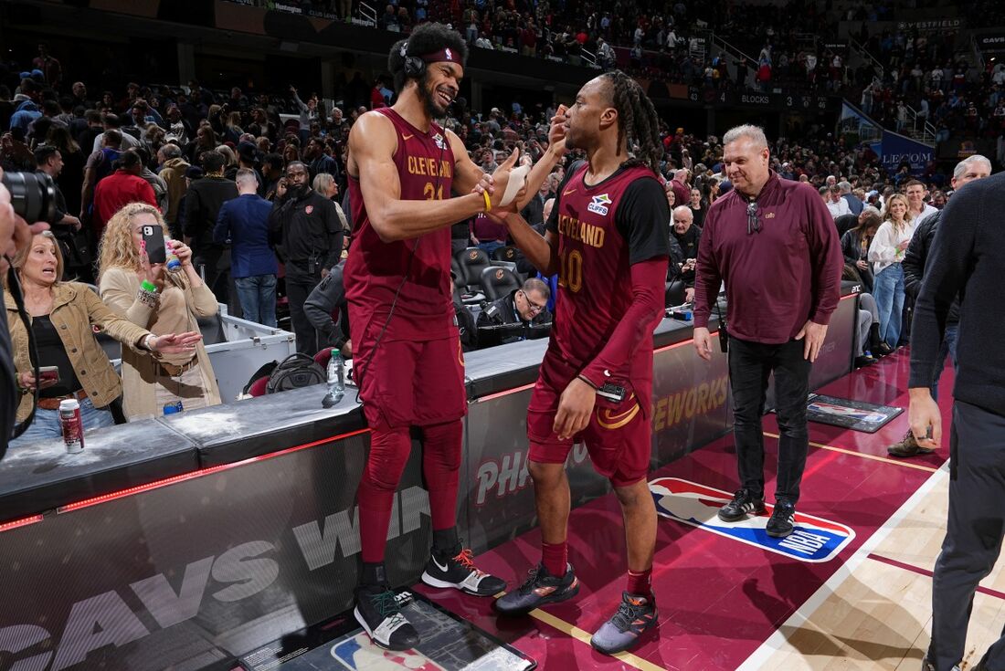 Cleveland Cavaliers busca virada sobre Brooklyn Nets e emplaca 15ª vitória consecutiva na NBA