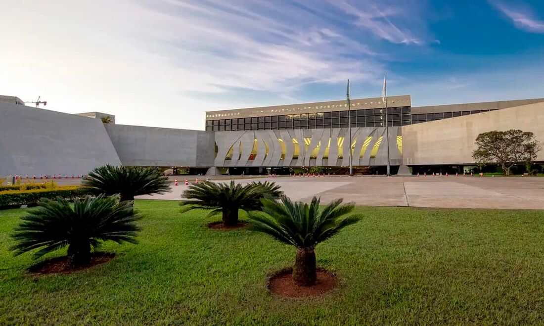 Superior Tribunal de Justiça (STJ)