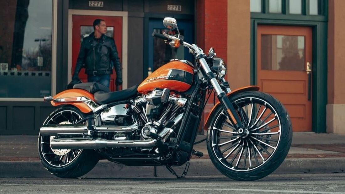 O modelo Breakout conta com motor Milwaukee-Eight 117, da Harley-Davidson