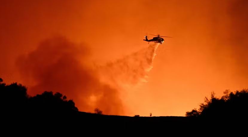 Los Angeles, nos Estados Unidos, vem sendo atingida por incêndios junto com boa parte da costa oeste do país