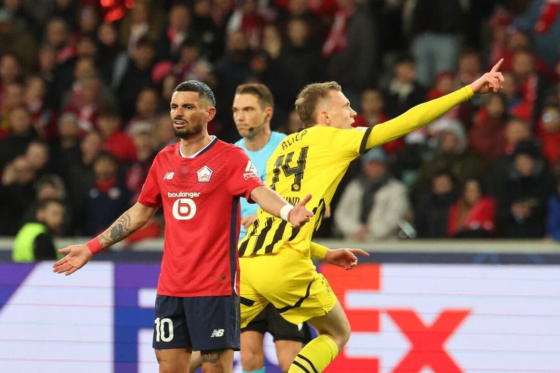 Borussia Dortmund virou diant do Lille, na França, e avançou às quartas 