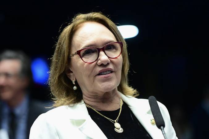 "Vamos segurar as mãos dessa mulher guerreira", diz Zenaide Maia sobre Raquel Lyra