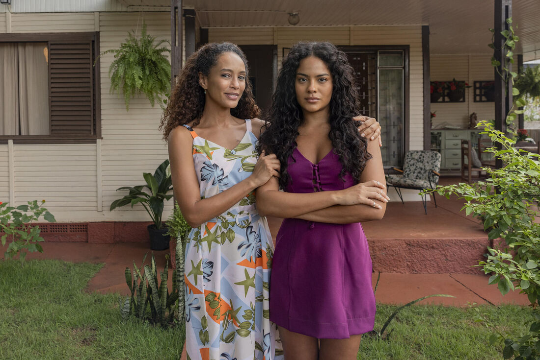 Taís Araujo e Bella Campos