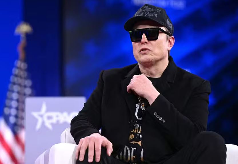 Musk tem comprado ações para ampliar seu controle no X
