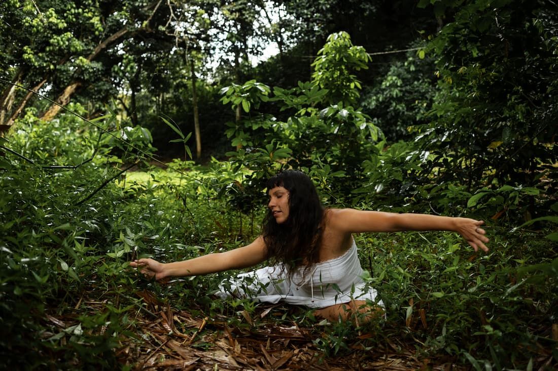 Ludmila Pessoa apresenta nova temporada do seu espetáculo "Solo Fértil"