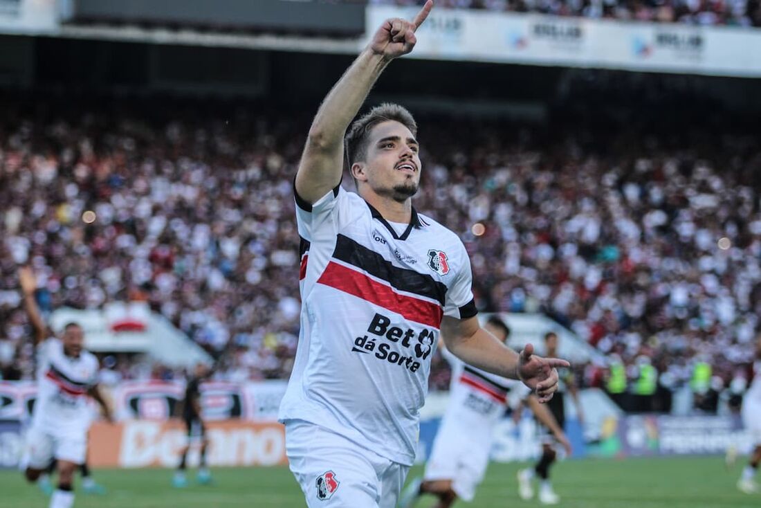 Matheus Melo perderá, mais uma vez, um Clássico das Multidões, no Arruda 