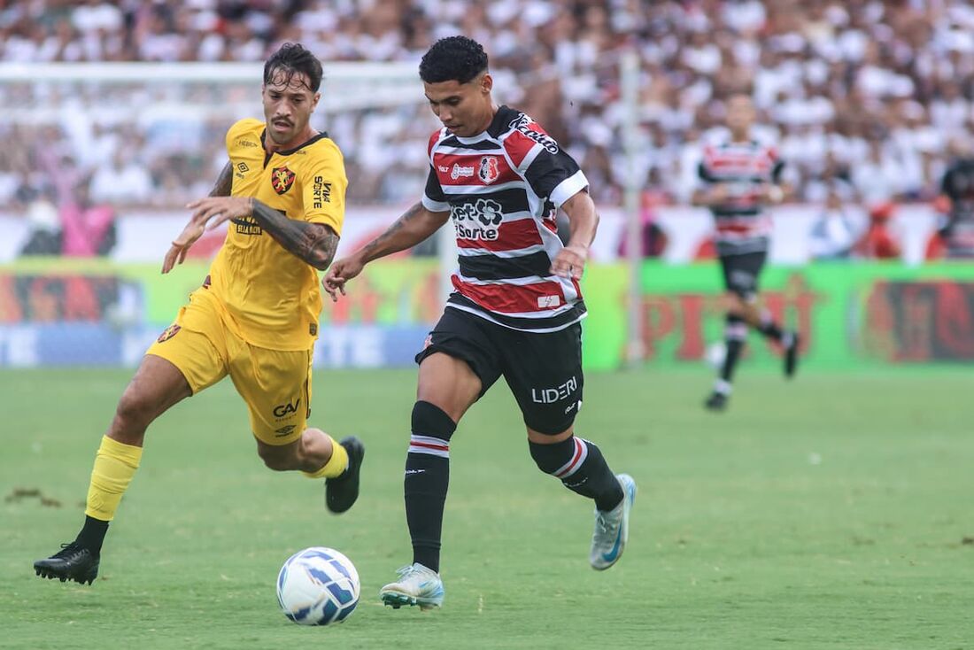 Santa Cruz e Sport voltam a se enfrentar no Arruda