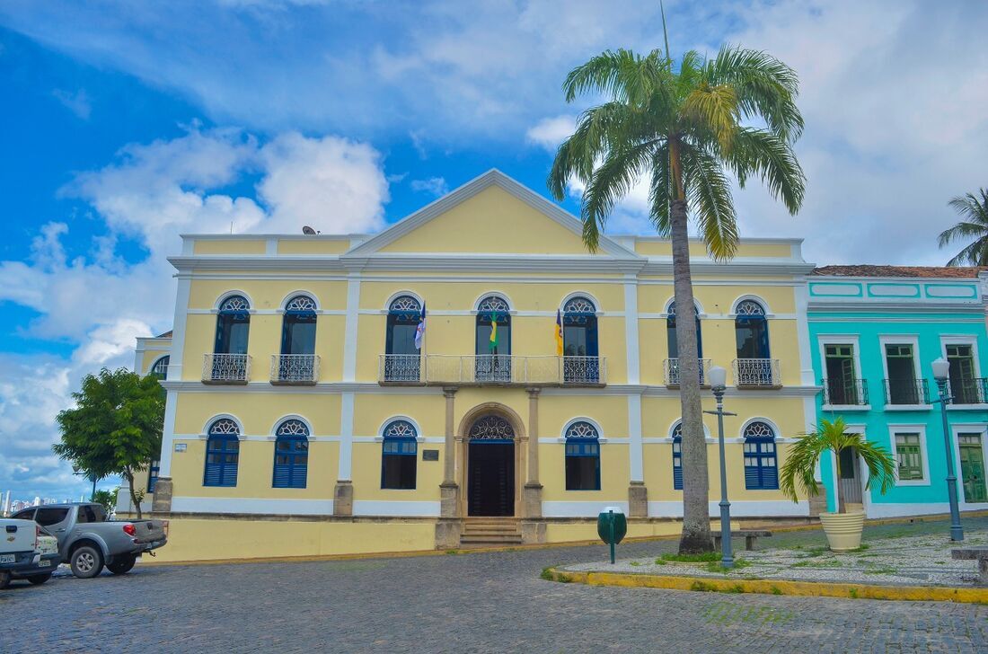 Prefeita Mirella Almeida lamenta tragédia e mobiliza equipes para prestar apoio às vítimas