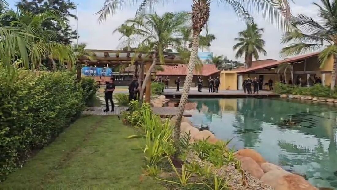 Resort de luxo de traficante