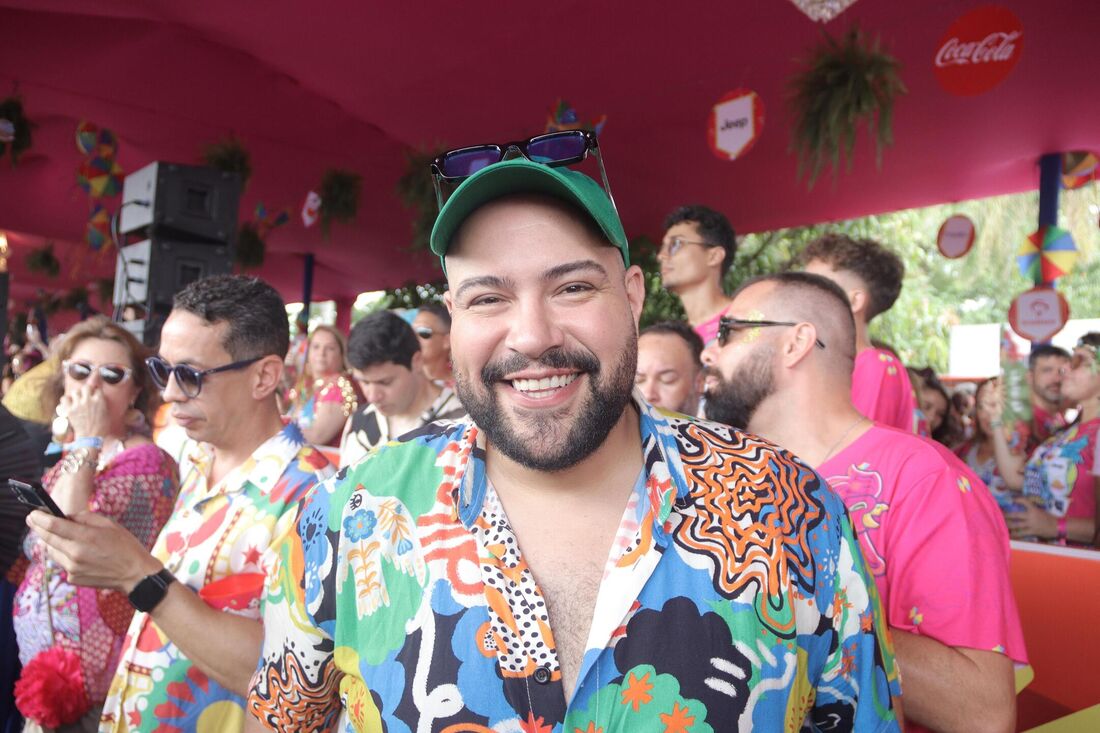 É a primeira vez de Tiago Abravanel no camarote do Galo