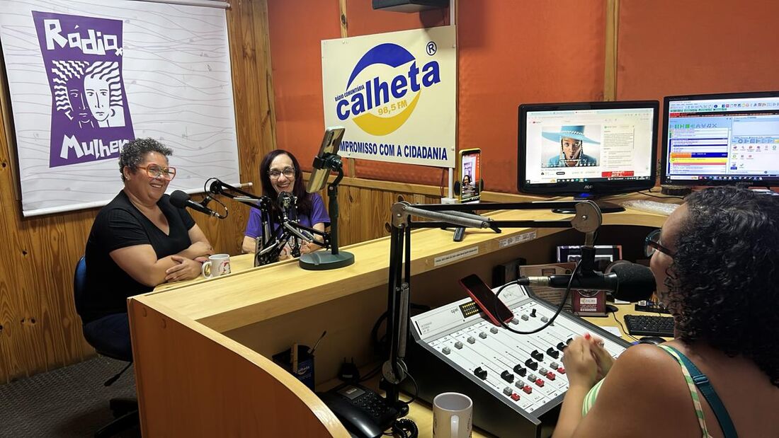 Centro das Mulheres do Cabo celebra 41 anos destacando o Programa Rádio Mulher