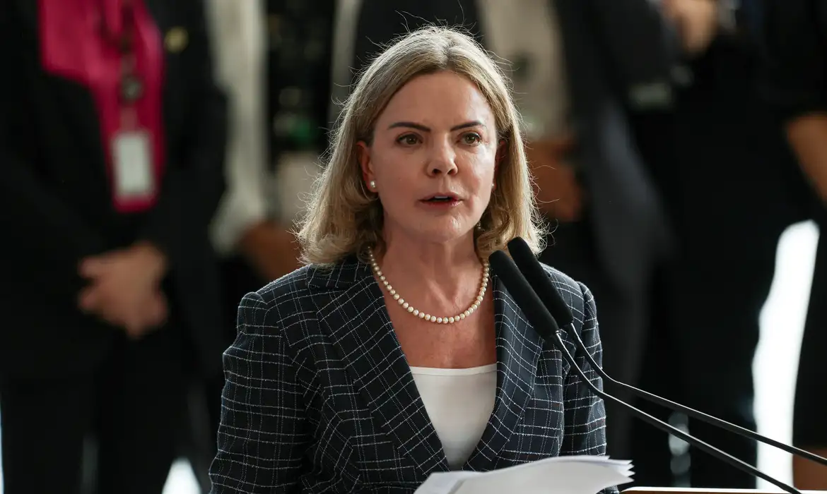 Gleisi Hoffmann, ministra da Secretaria de Relações Institucionais.