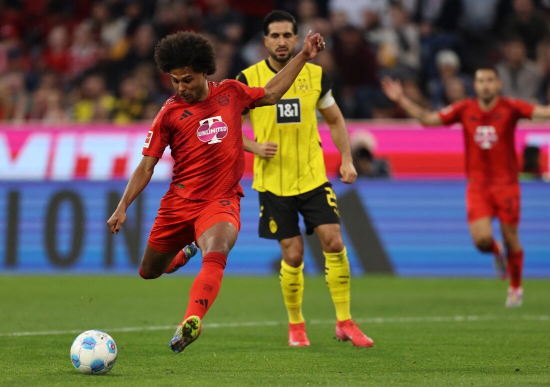 Lance de jogo entre Bayern de Munique e Bayer Leverkusen