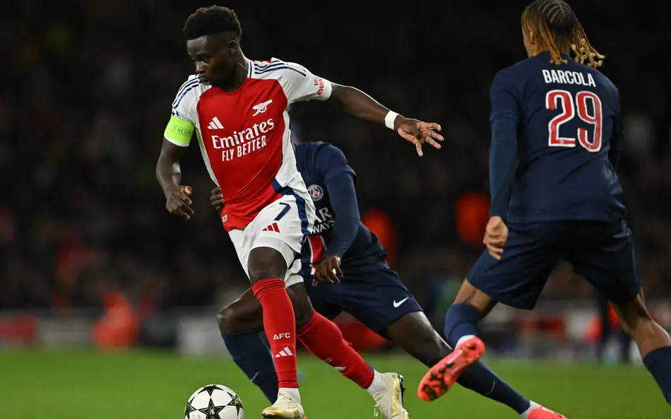Arsenal e PSG se enfrentaram na primeira fase, melhor para os ingleses que venceram por 2x0