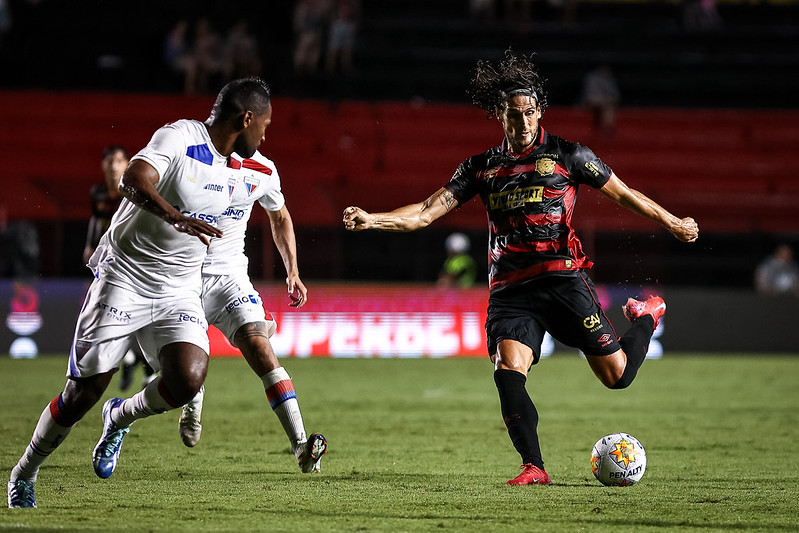Paciência tenta jogada em Sport x Fortaleza, pela Copa do Nordeste