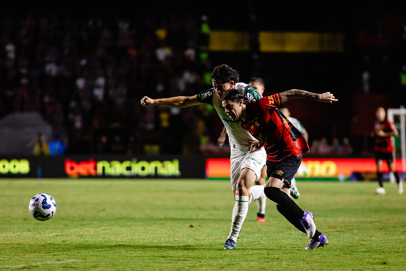 Barletta em ação contra o Palmeiras