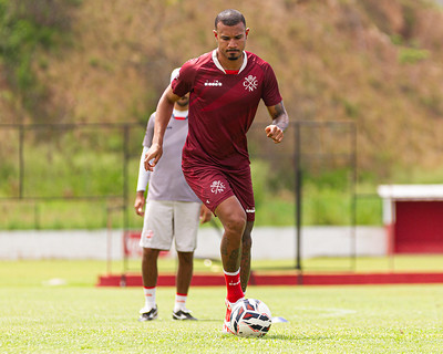 João Maistro, novo zagueiro do Náutico