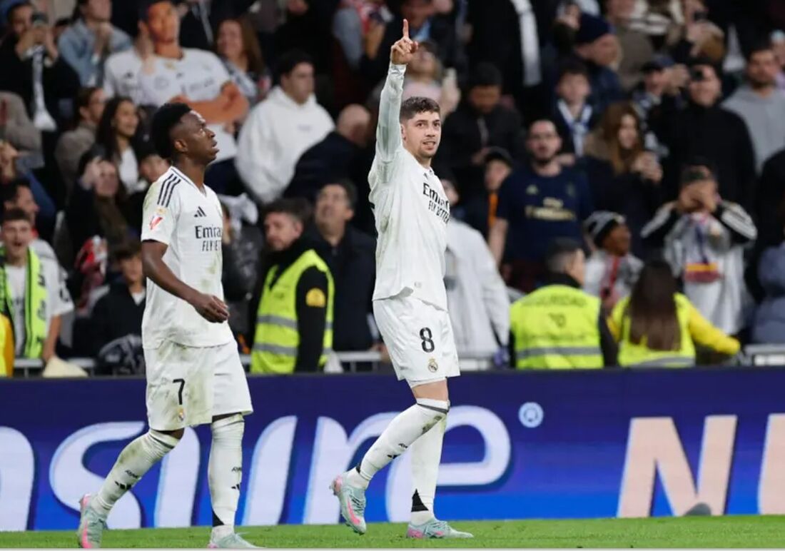 Valverde comemora gol da vitória do Real Madrid sobre o Athletic Bilbao, pela La Liga 