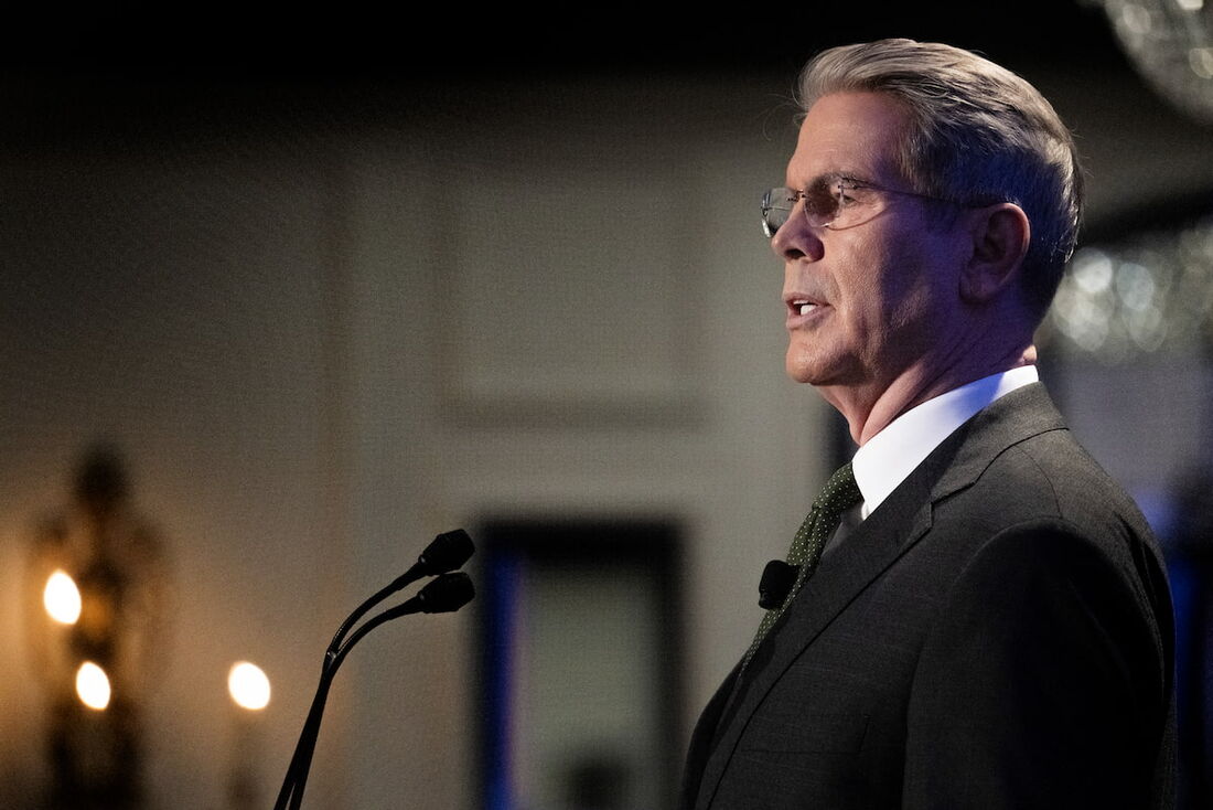 Entre lágrimas e esperança, cristãos de Jerusalém recordam o papa Francisco