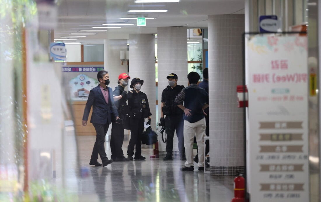 Polícia sul-coreana investigam uma escola secundária em Cheongju após ataque com faca
