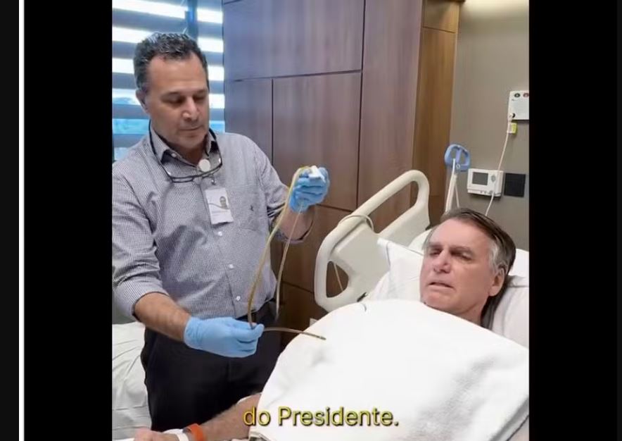 Jair Bolsonaro - o hospital informou que o ex-presidente iniciou nesta quarta uma 'dieta líquida' após a evolução do quadro clínico e 'melhora' no funcionamento do intestino