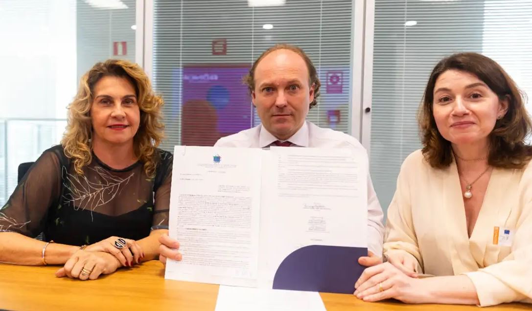 A diretora-executiva da Fundação Bunge, Cláudia Calais, explica que a Bunge tem buscado valorizar cadeias de trabalho em que predominem a inclusão social e princípios relacionados à responsabilidade ambiental e à economia de baixo carbono