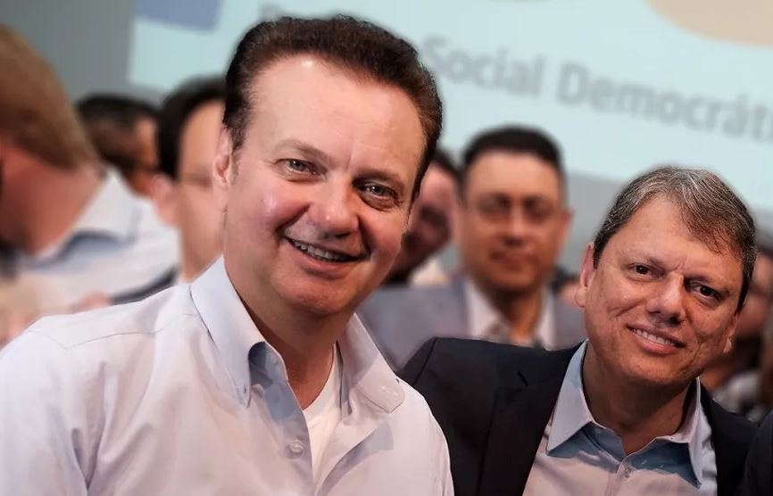 Gilberto Kassab, presidente do PSD, e Tarcísio de Freitas