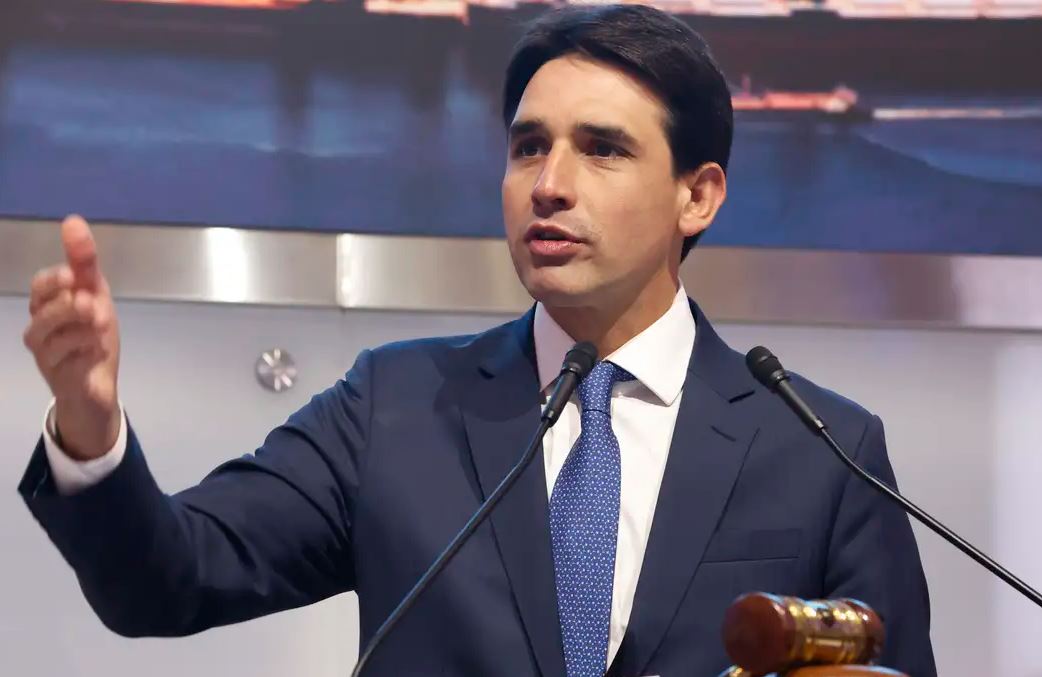 Ministro de Portos e Aeroportos Silvio Costa Filho 