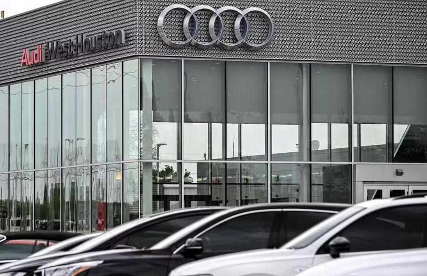 Com tarifa de 25% sobre carros importados nos EUA, montadoras como a alemã Audi suspendem envio de veículos para o mercado americano