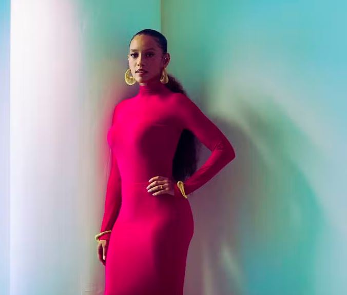 Taís Araujo - A protagonista do remake de "Vale tudo", analisou a importância do dinheiro no processo de reparação histórica em relação à população preta.