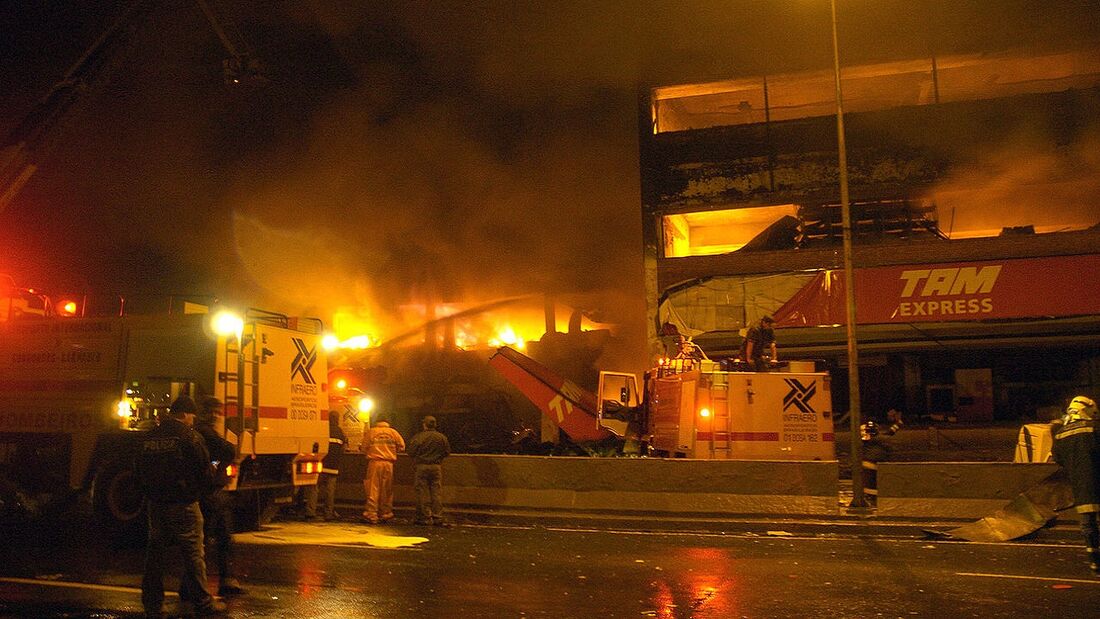 Documentário que chegou à Netflix recorda tragédia do voo TAM 3054, em 17 de junho de 2007