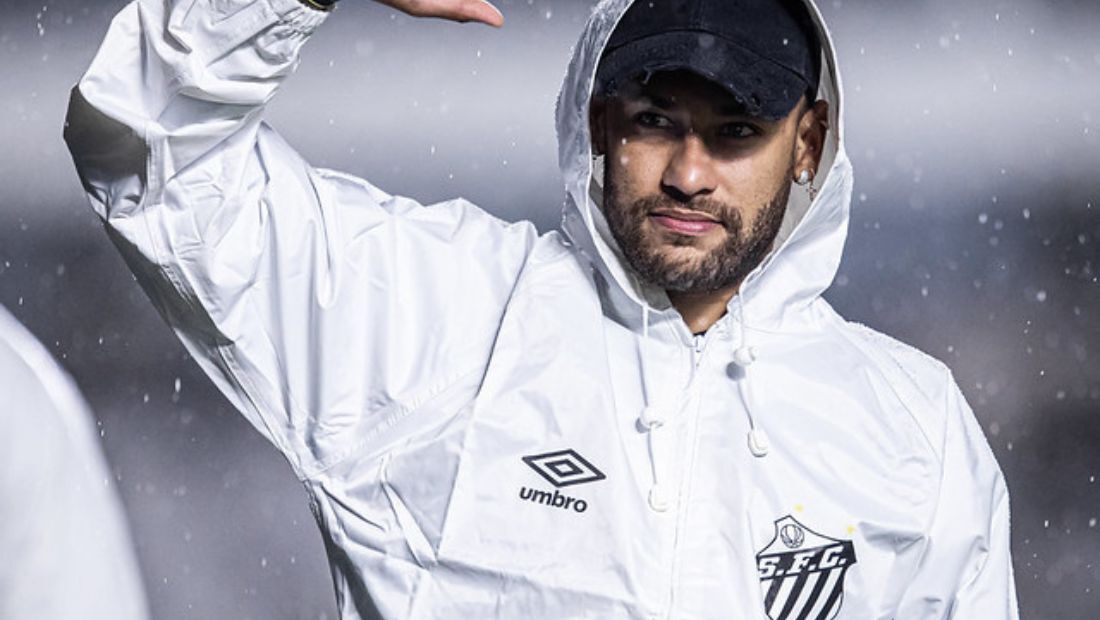 Neymar antes do jogo entre Santos x Bahia