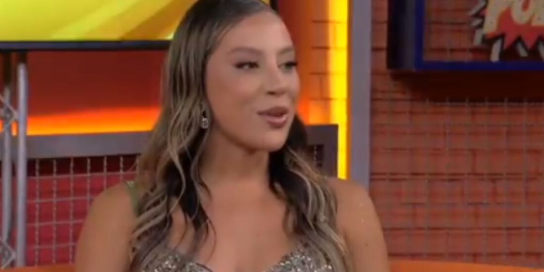 Renata, campeã do BBB 25, durante o Bate-Papo BBB