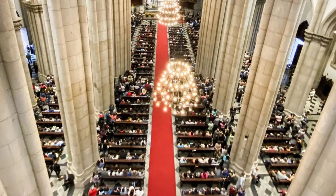 Missa em em homenagem ao Papa Francisco, na Catedral da Sé.