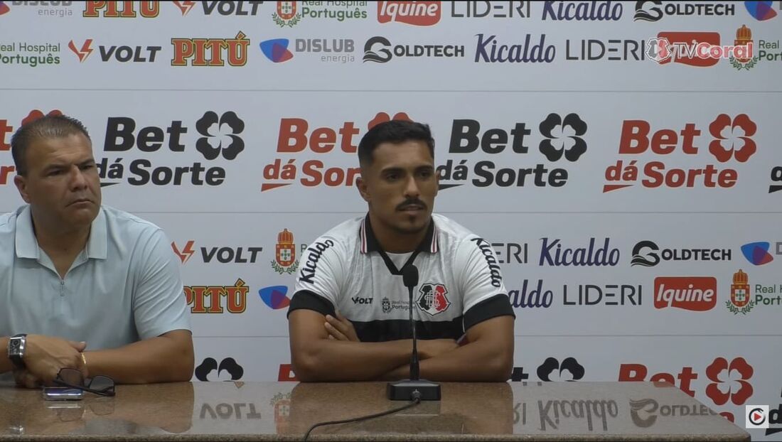 Willian Júnior, novo meio-campo do Santa Cruz 