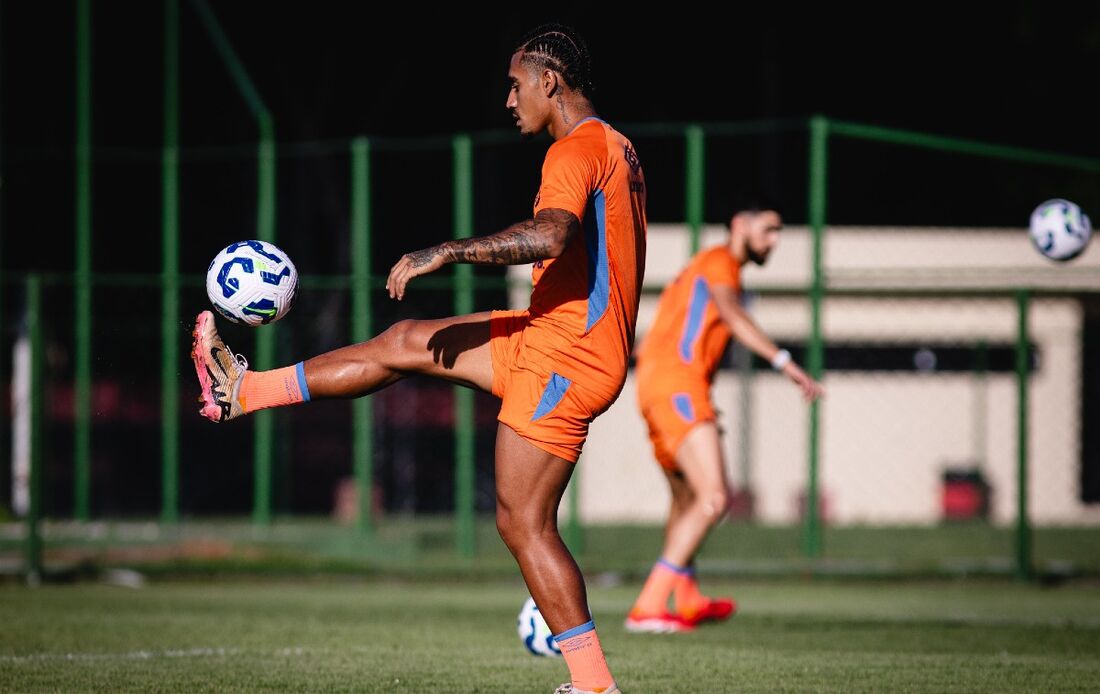 Volante do Sport, Du Queiroz comentou o duelo contra o Vasco