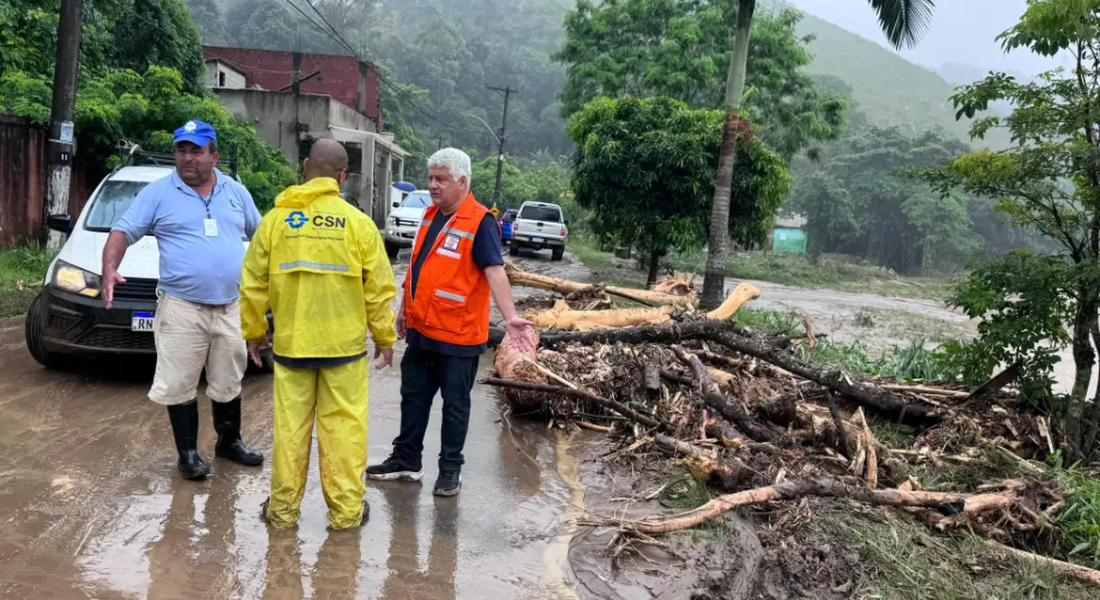 Chuvas no Rio: Defesa Civil e Corpo de Bombeiros fazem 568 atendimentos