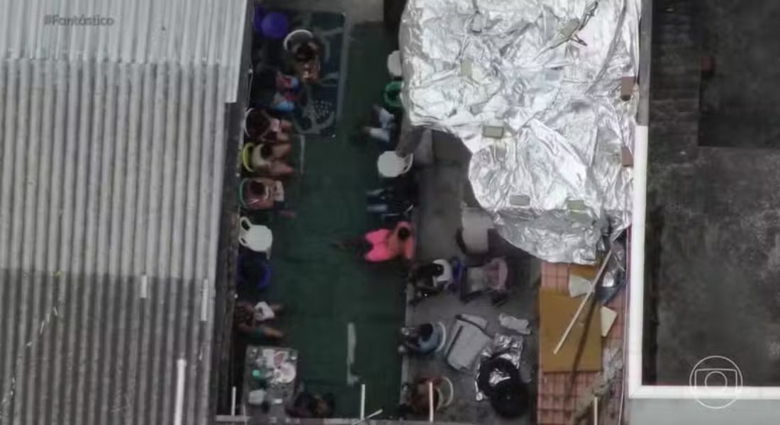 Imagem de galpão onde, segundo a PF, eram realizados ensaios de atores envolvidos em esquema