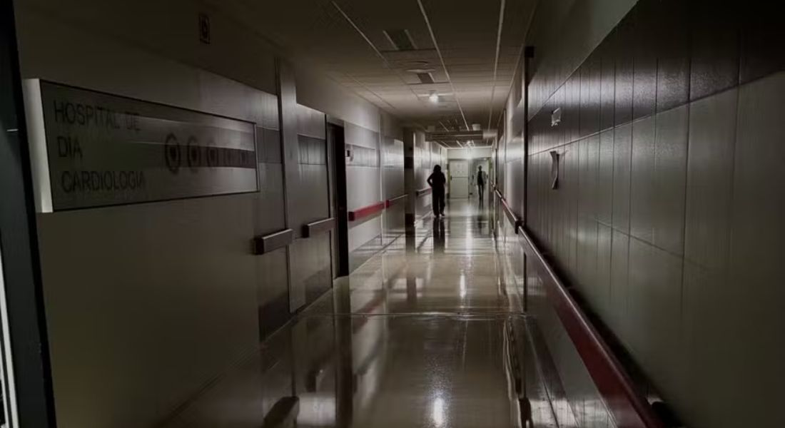 Hospital Clinico de Santiago de Compostela, na Espanha, sem luz