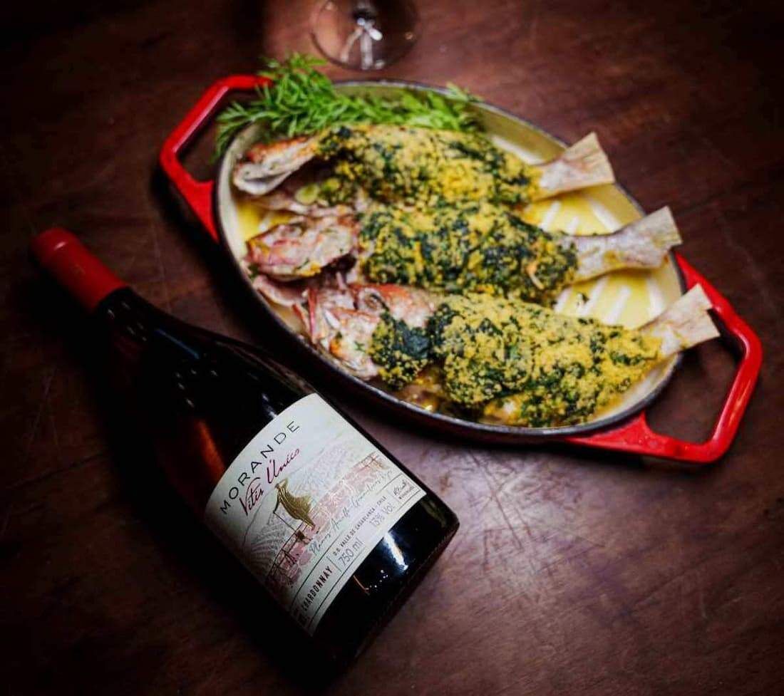 O tradicional peixe da Semana Santa combina com brancos e tintos