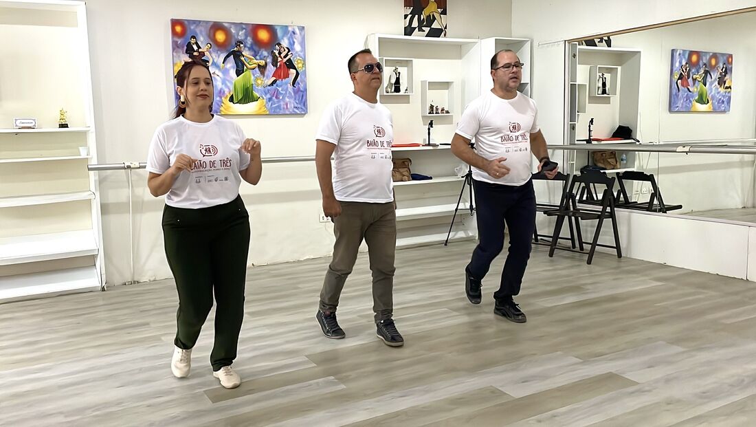 As aulas do Projeto Baião de 3 devem ensinar o forró para pessoas com deficiência visual