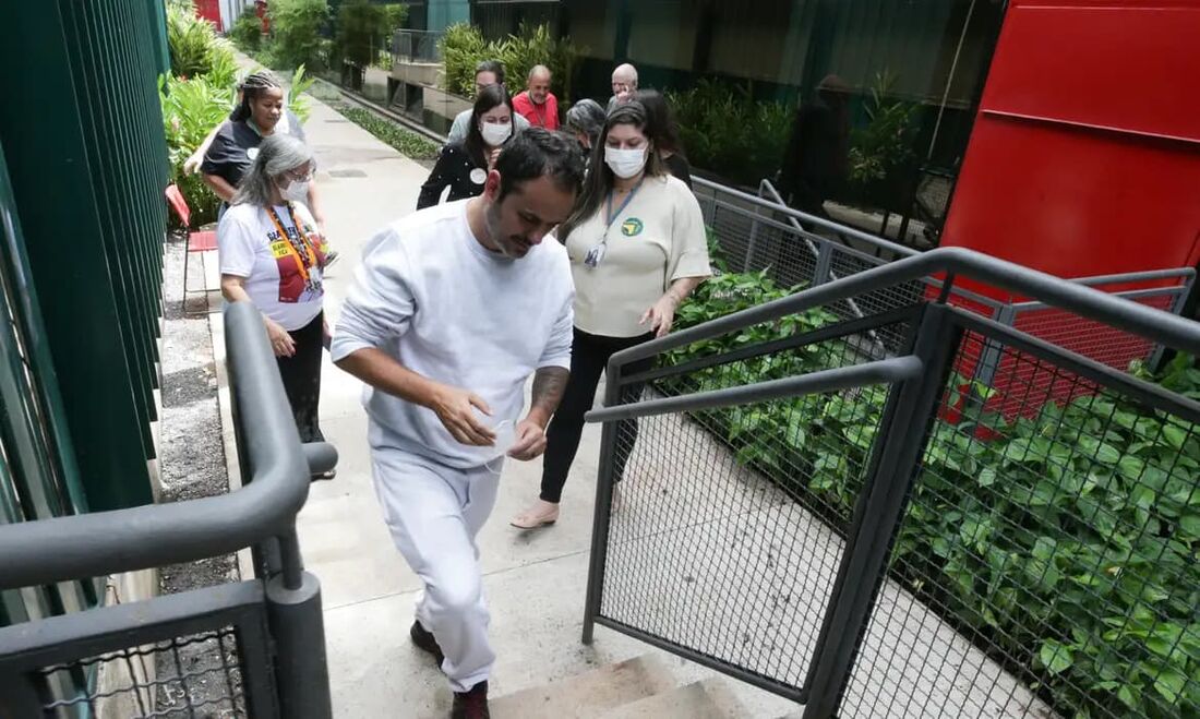 O deputado federal Glauber Braga (PSOL/RJ) segue sob acompanhamento médico
