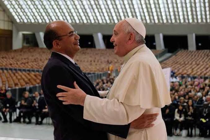 Gilberto Barbosa, fundador da Obra de Maria, e o papa Francisco